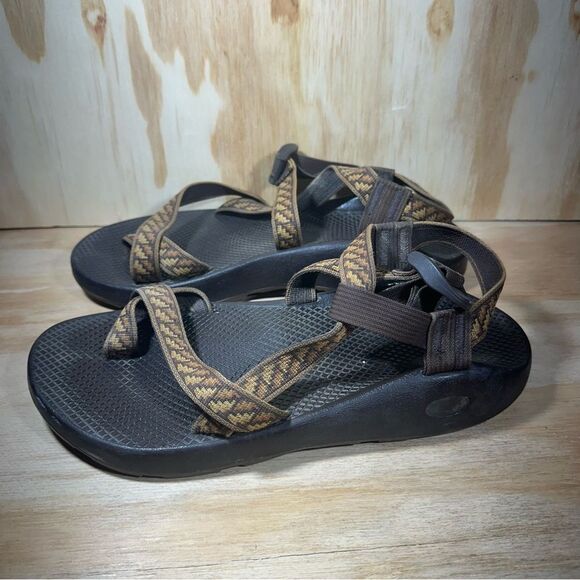 Chaco Brown Strappy Sandals Men’s Size 11 - Picture 1 of 8